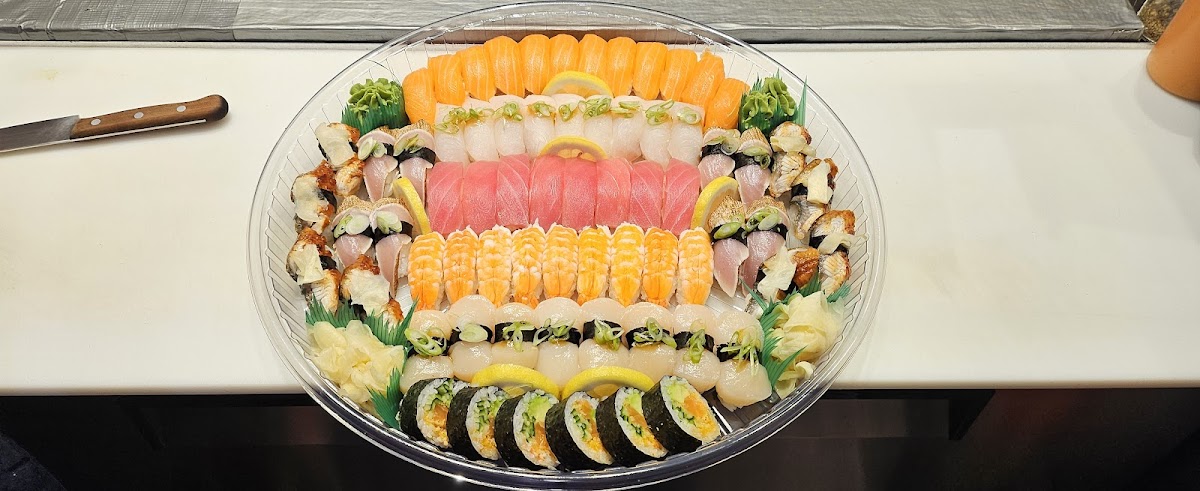 Goong Sushi Restaurant Photo 8