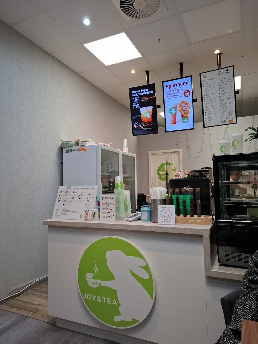 Joy & Tea Fresh Bubble Tea (Mundsburg Center) Photo 3