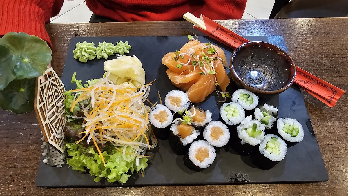 Asia Cuisine Sushi & Döner Photo 5