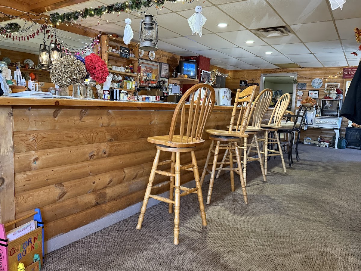 Shining Light Cafe Photo 3