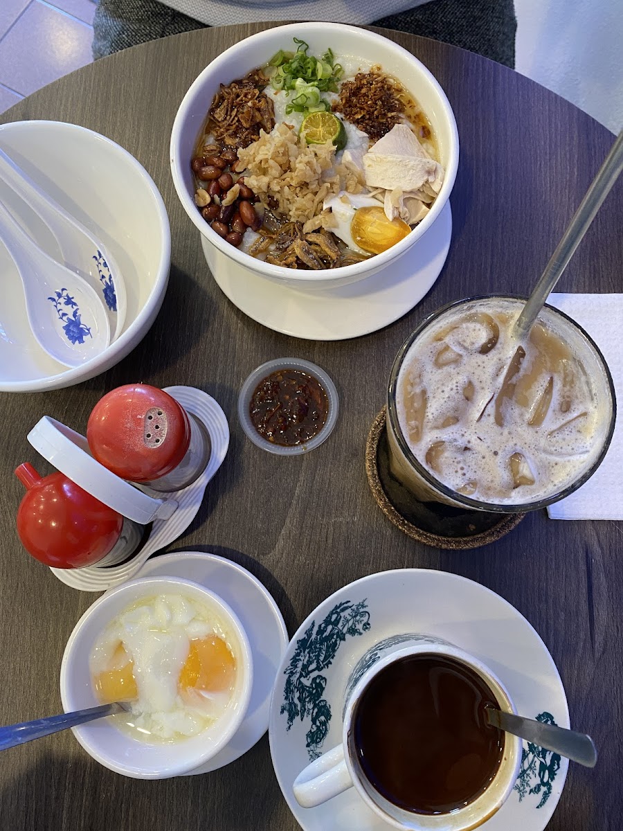 KOMO KOPITIAM @ TTDI Photo 8