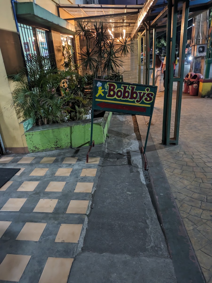 Bobby's canteen Photo 4