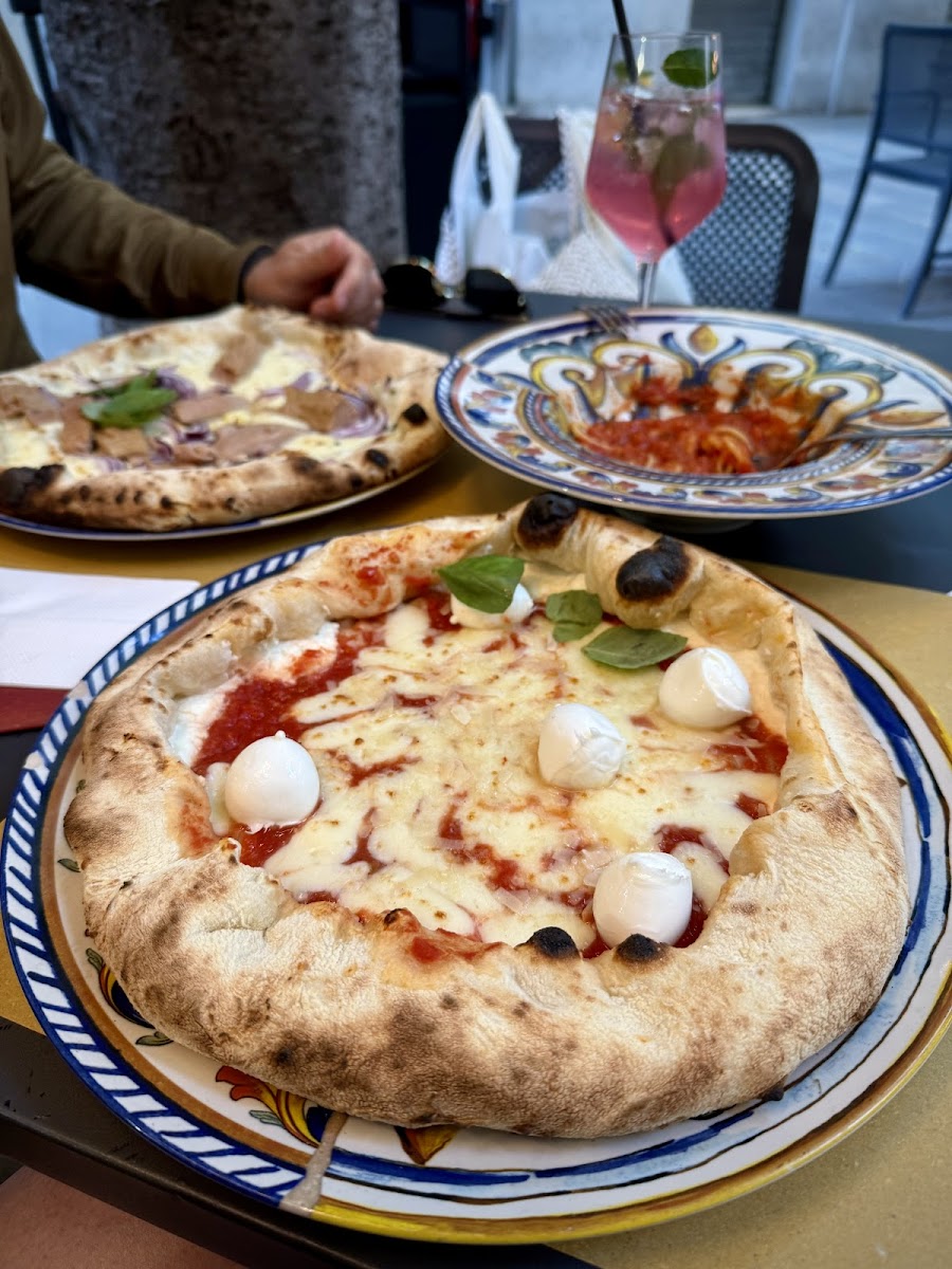 San Genna' Pizzeria Napoletana Photo 4