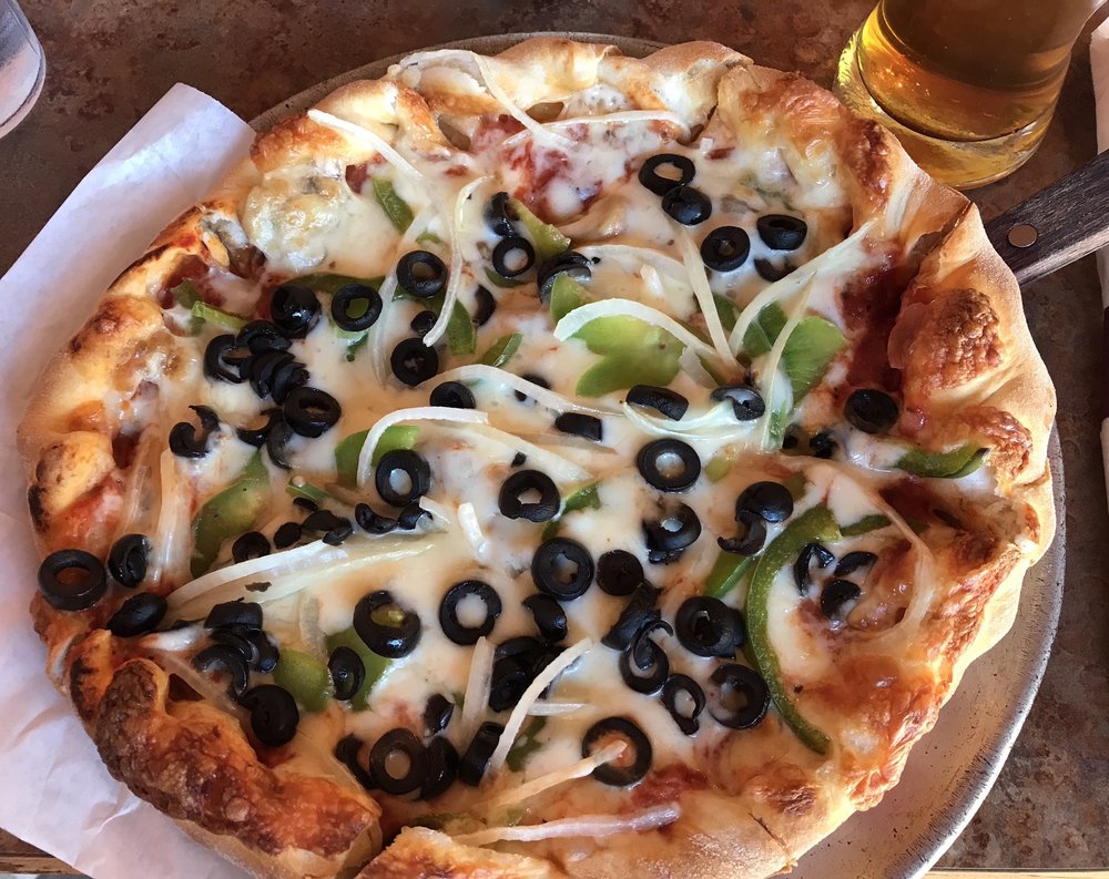George & Nick's Pizza & Steakhouse Photo 2