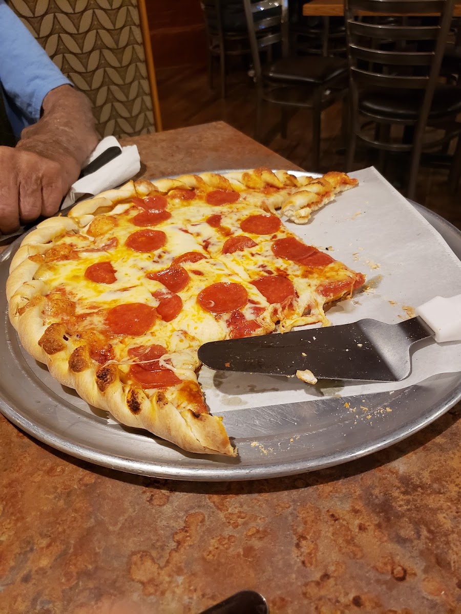 George & Nick's Pizza & Steakhouse Photo 9