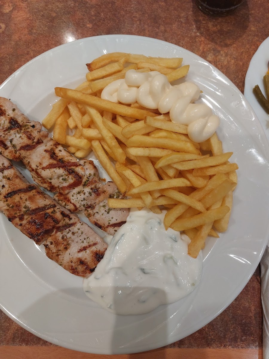Akropolis Grill Photo 5