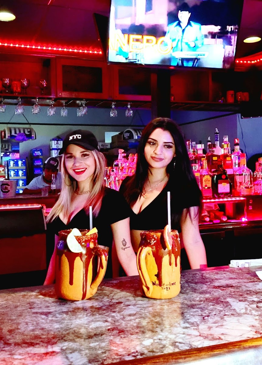 Centro Botanero Bar & Grill