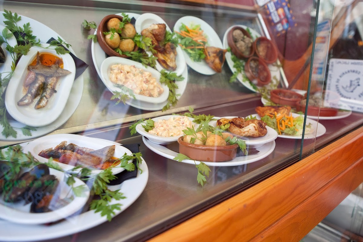 Can Shelabi Restaurant Photo 4