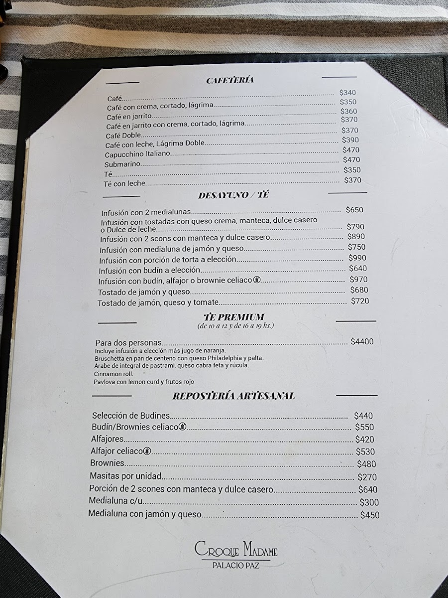 Croque Madame Photo Menu 9
