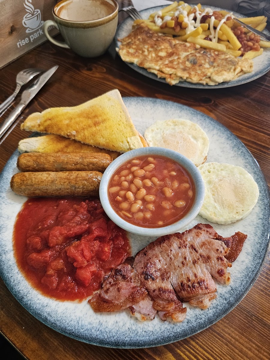 Rise park cafe Photo 6
