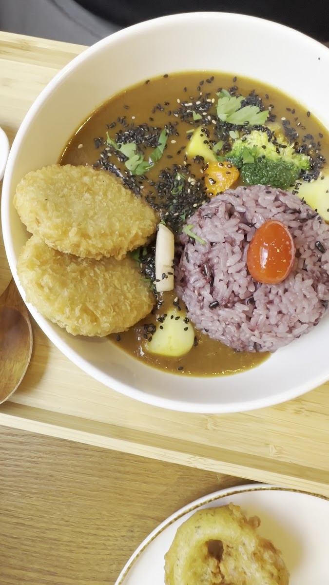 Youn's Curry Photo 2