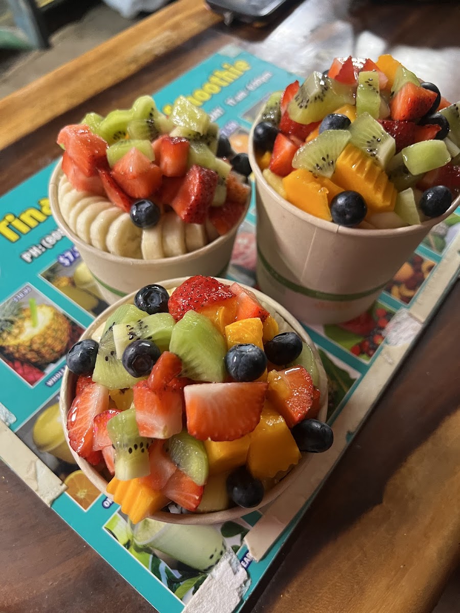 Tina Fresh Fruit smoothie Photo 10