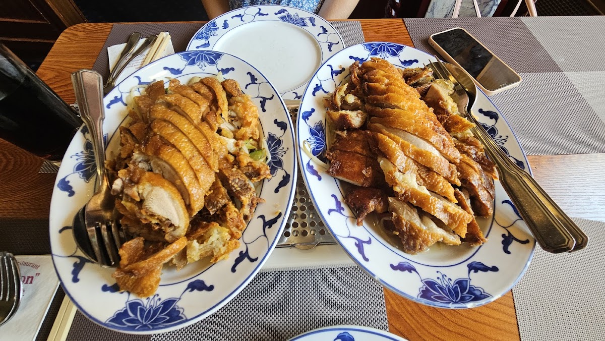 Pavillion China-Restaurant Photo 6