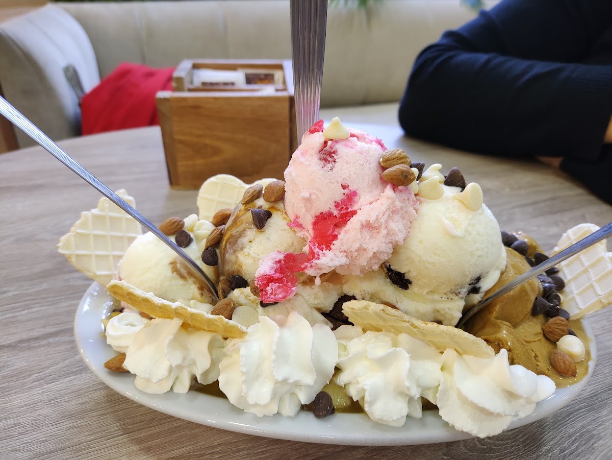 Heladeria Chio Pehuajo Photo 7
