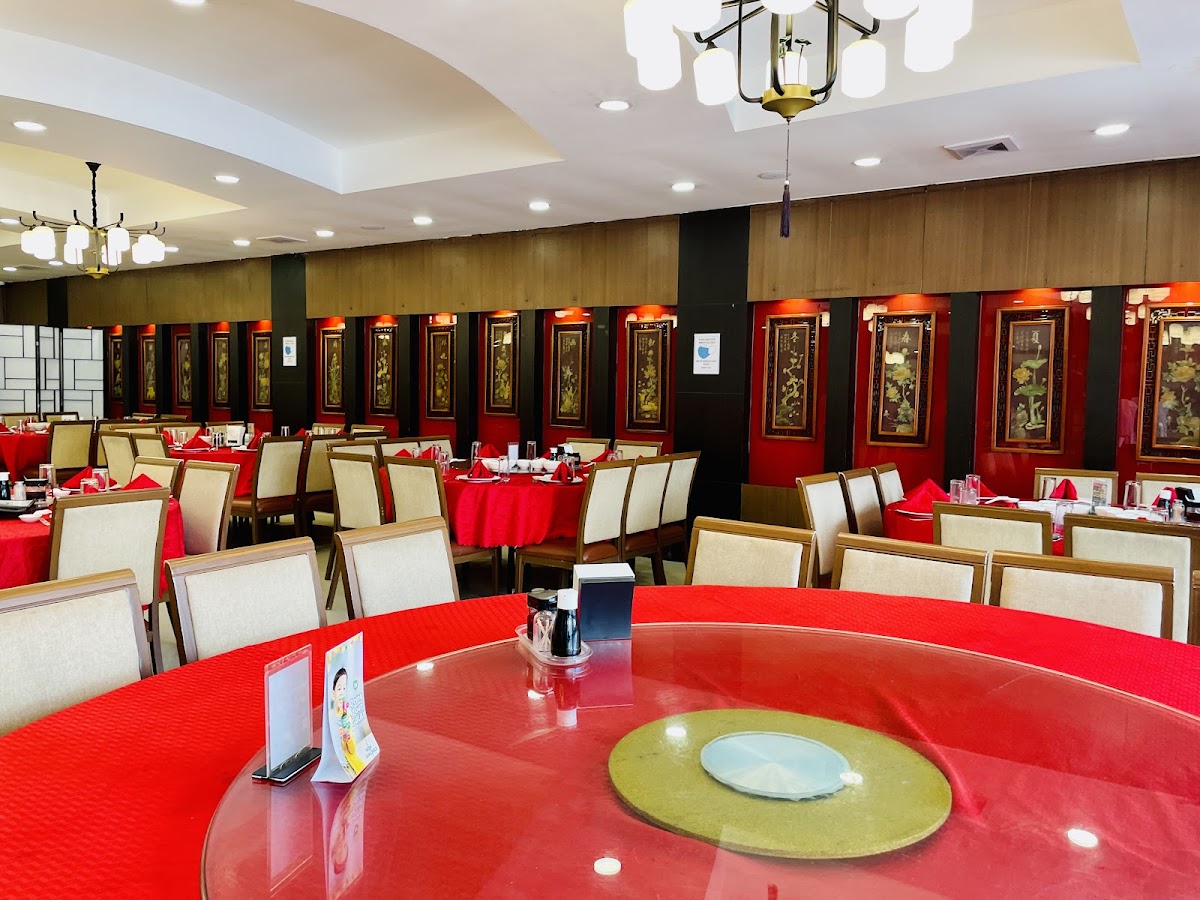 Luck Garden Restaurant
