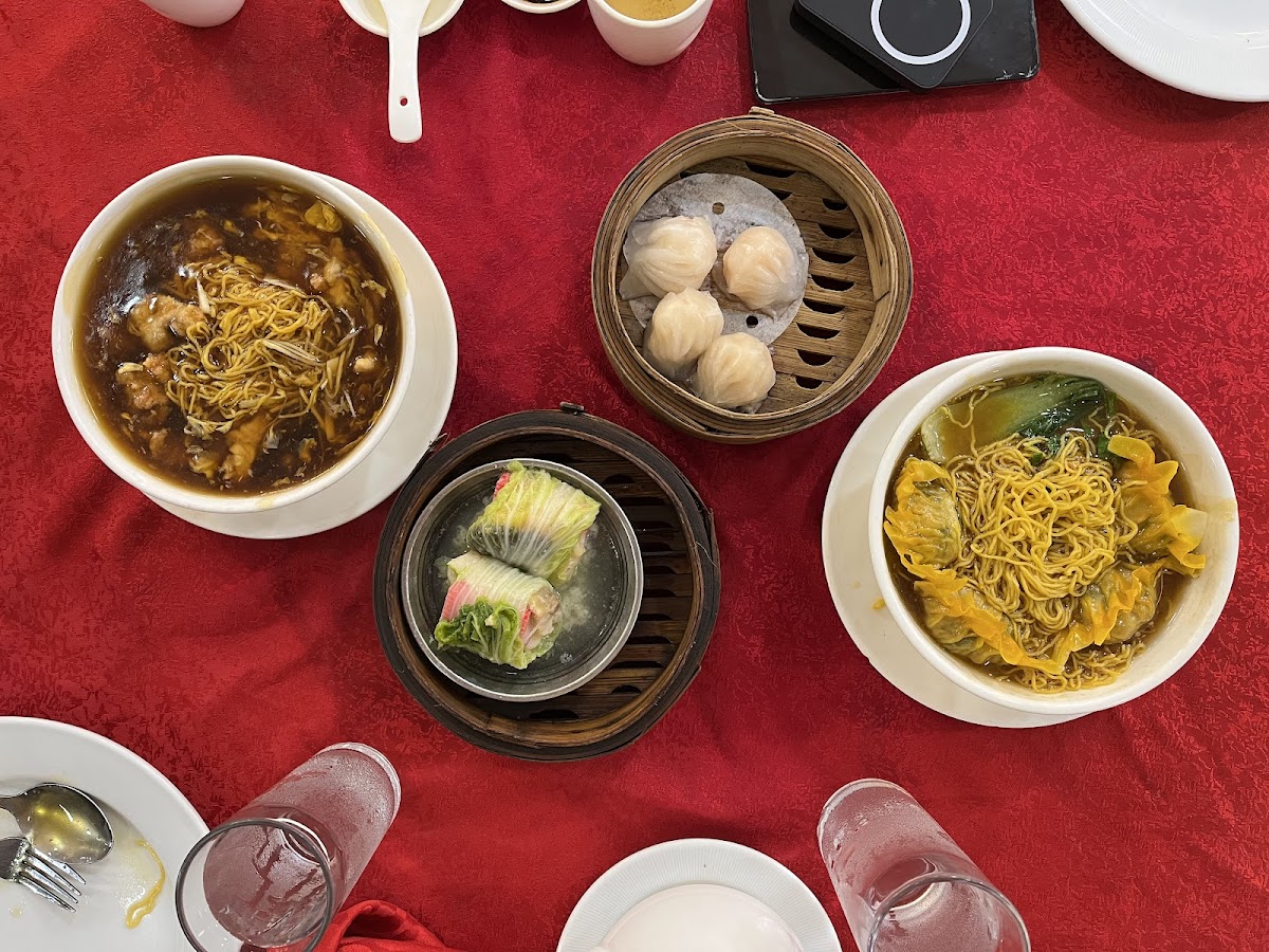 Luck Garden Restaurant Photo 7