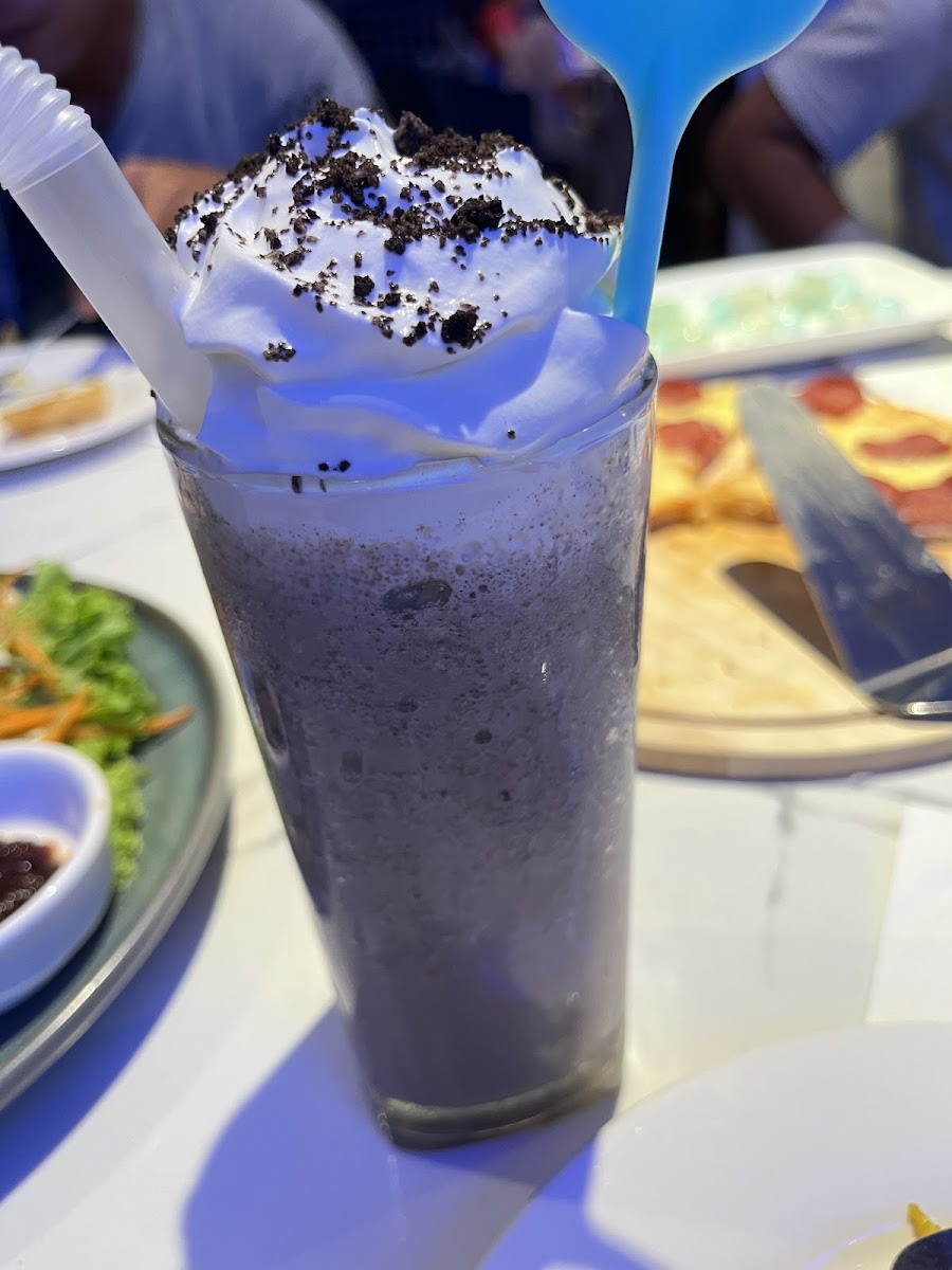 Dive Cafe & Grill Photo 6