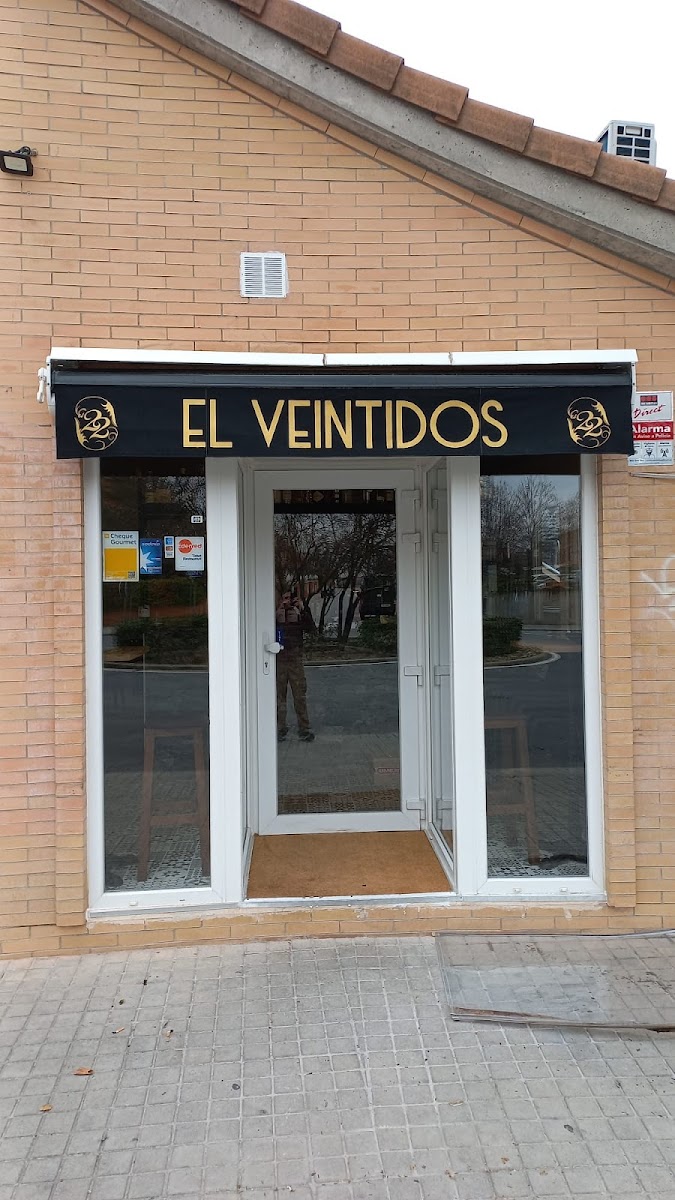 El 22