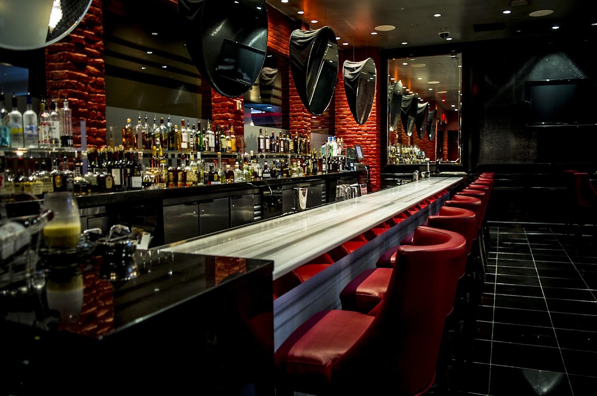 Phillip M's Fine Dining
