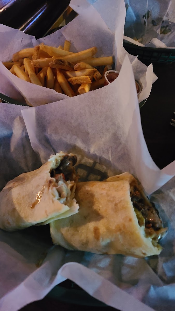 Shenanigan's Bar & Grill Photo 7