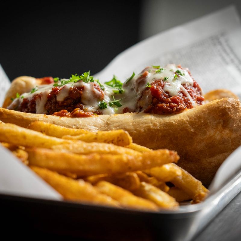 CaraWay's Bar & Grill Photo 4
