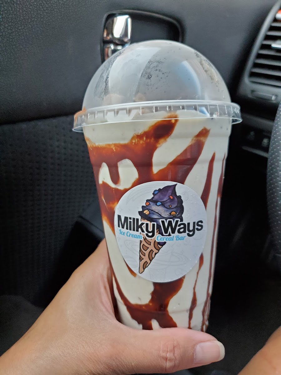 Milky Ways Ice Cream & Cereal Bar Photo 9