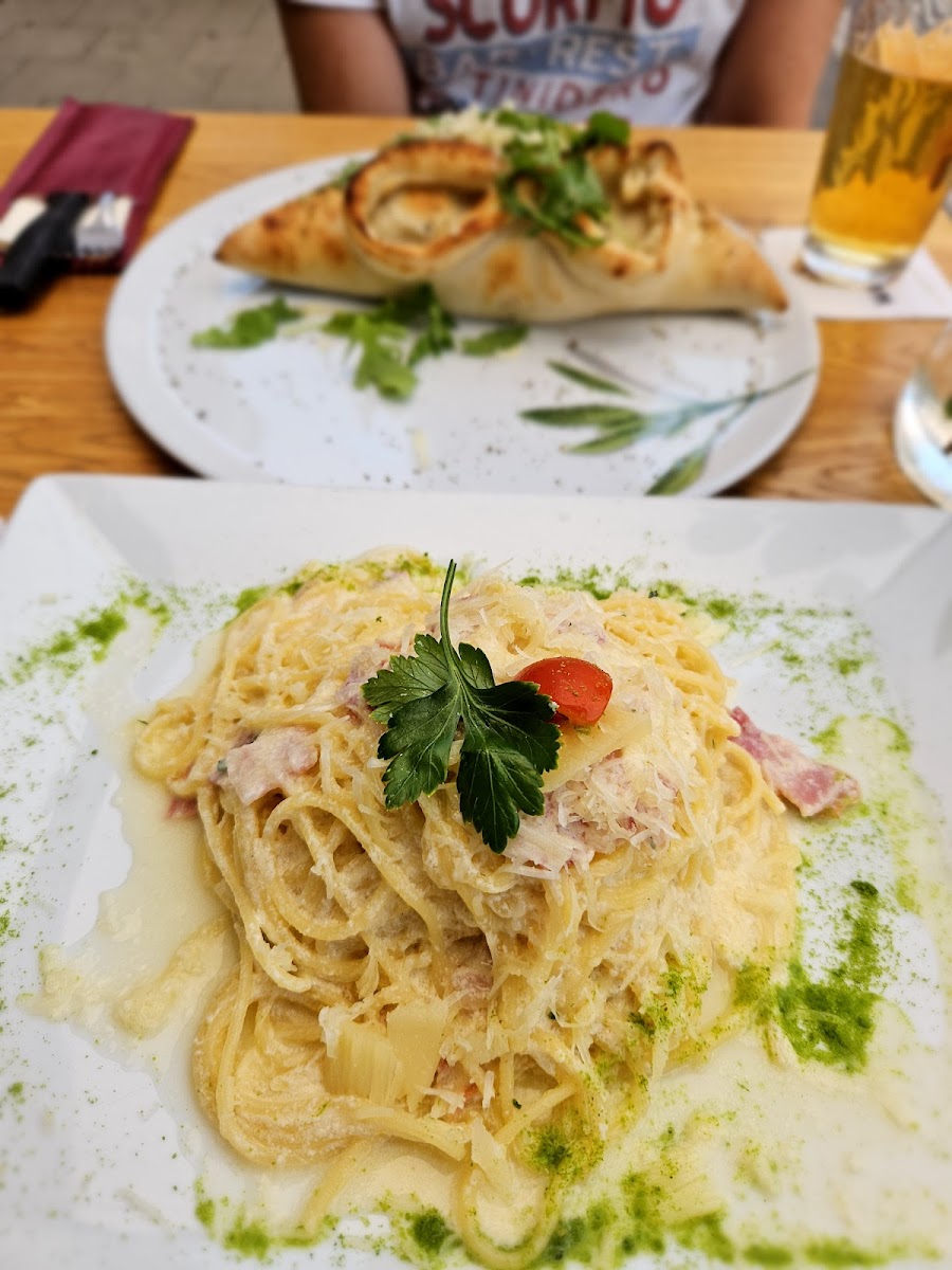 Osteria e Pizzeria Napoli Photo 9
