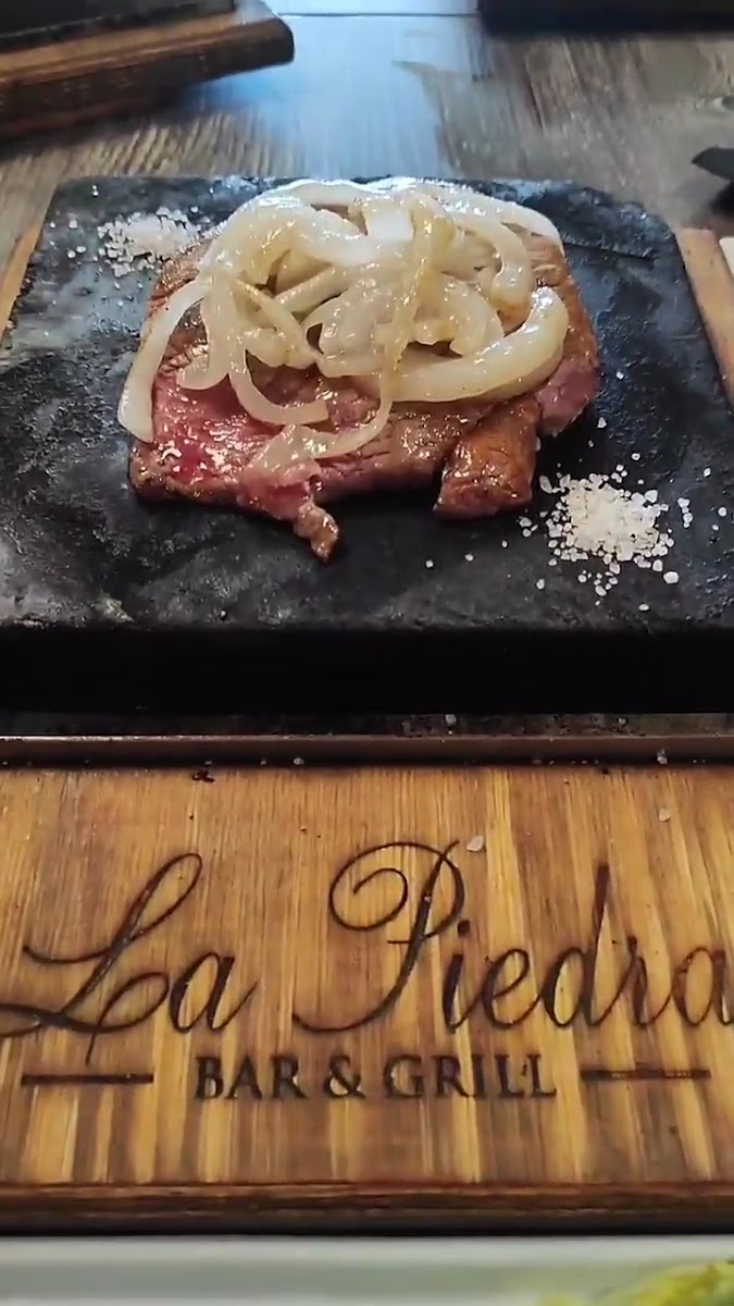 La Piedra Bar & Grill Photo 2