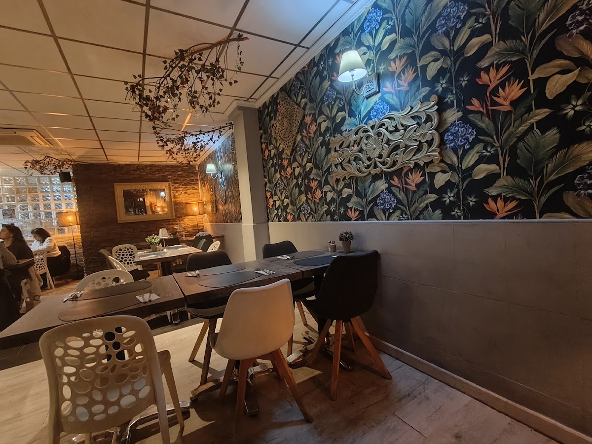 La Piedra Bar & Grill Photo 4