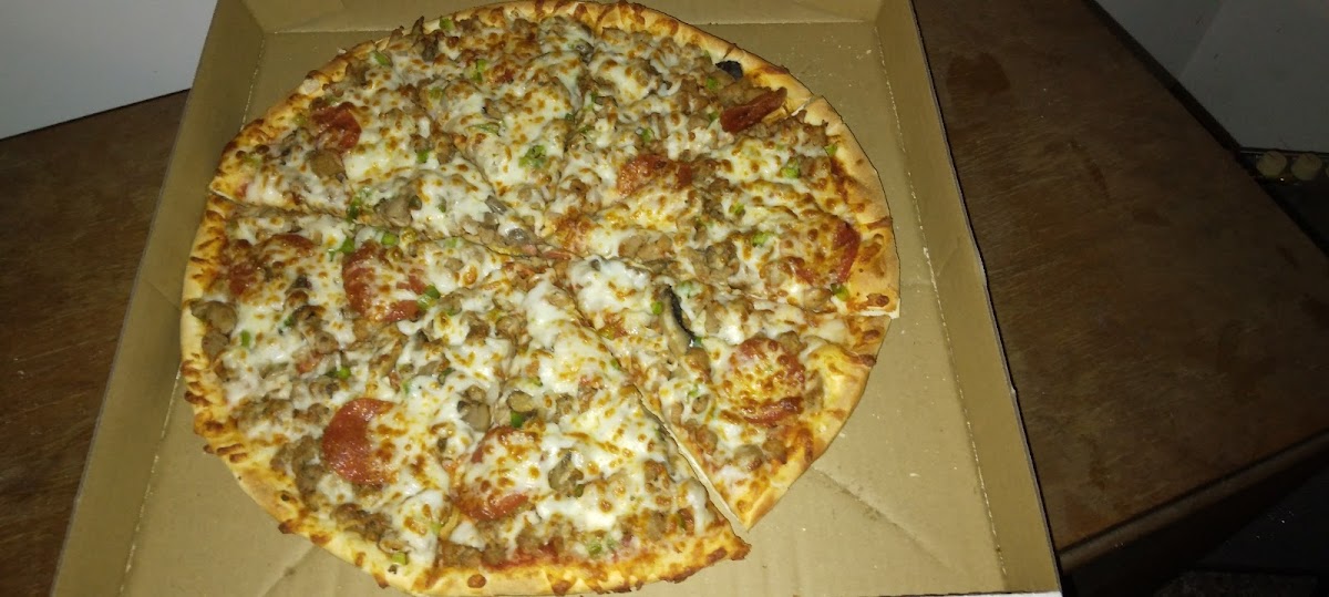 Main Street Pizza Cafe Photo 8