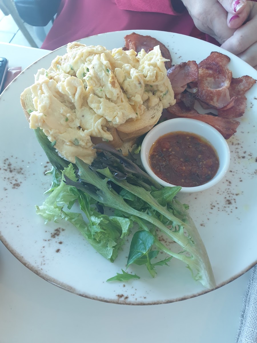 Salted Cafe Bar Beans Photo 9
