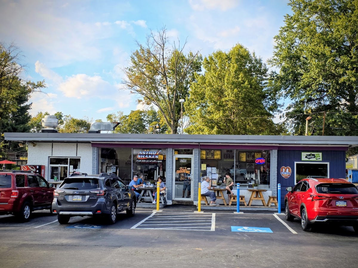 Jim Mack's ICE Cream Photo 4