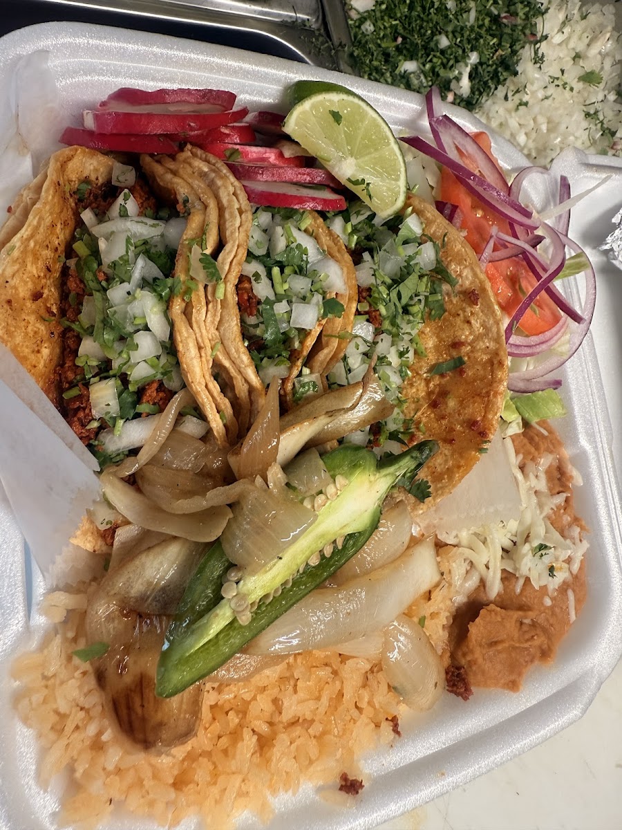 Mi Mundo Mexican Food