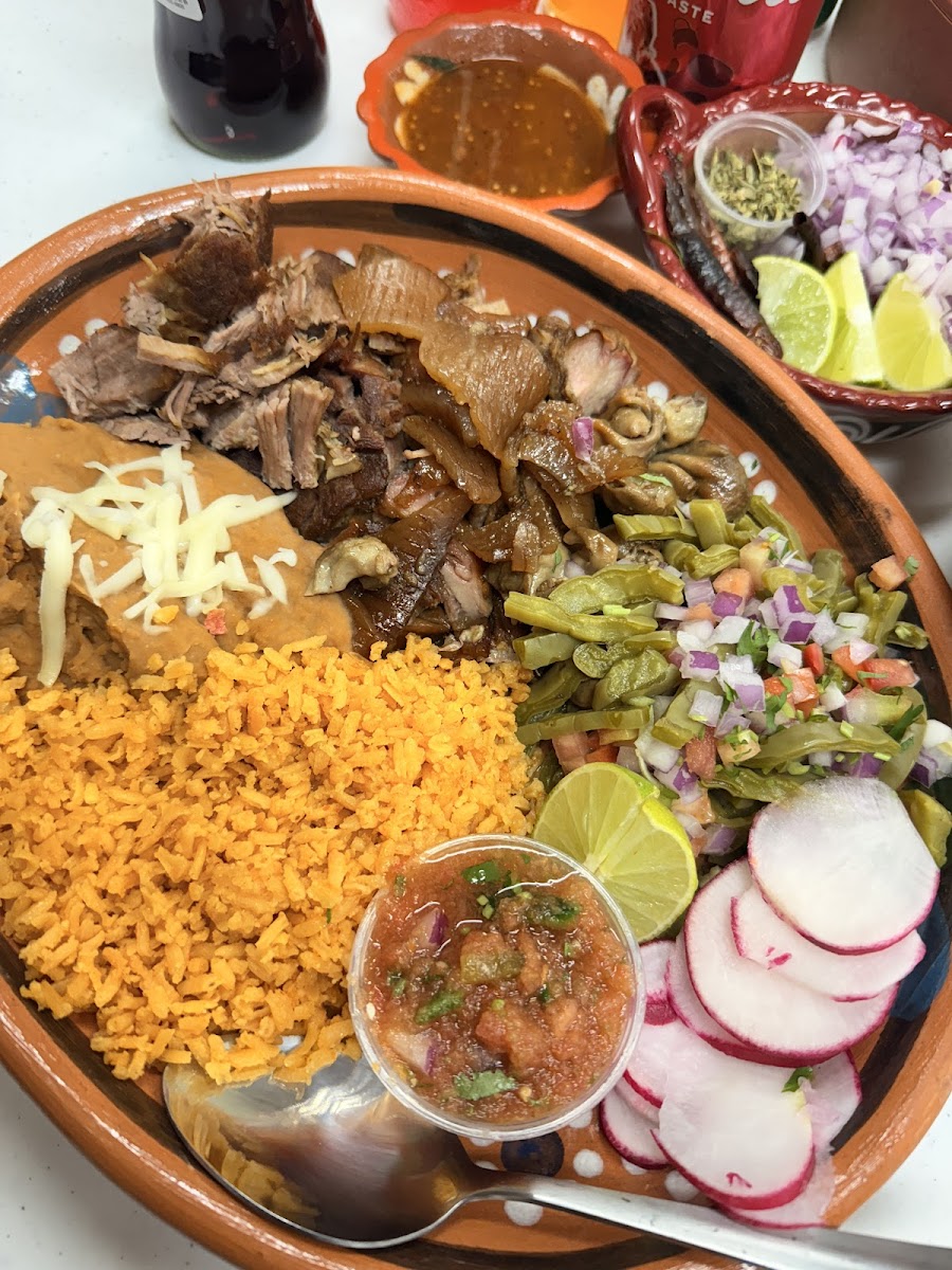 Mi Mundo Mexican Food Photo 8
