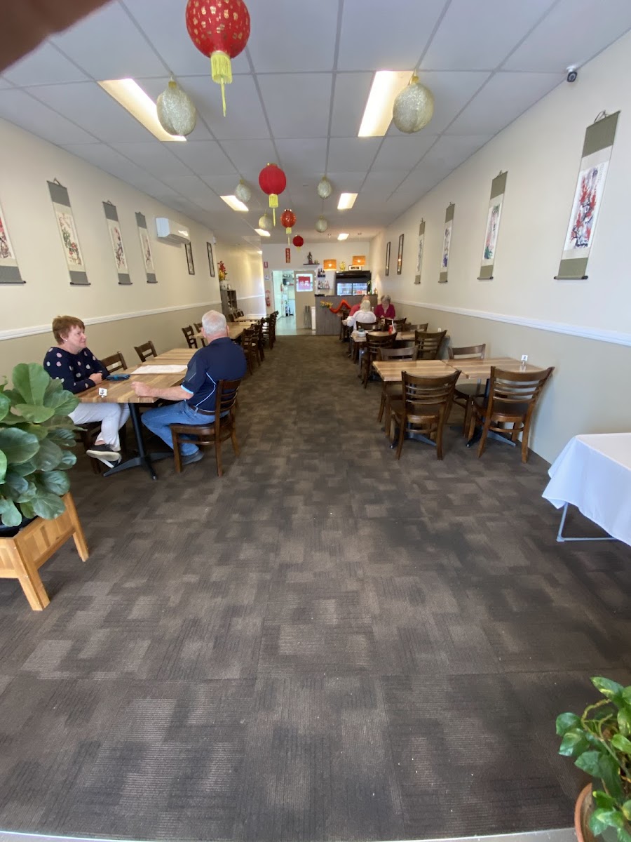 Lum's Chinese Restaurant Photo 4