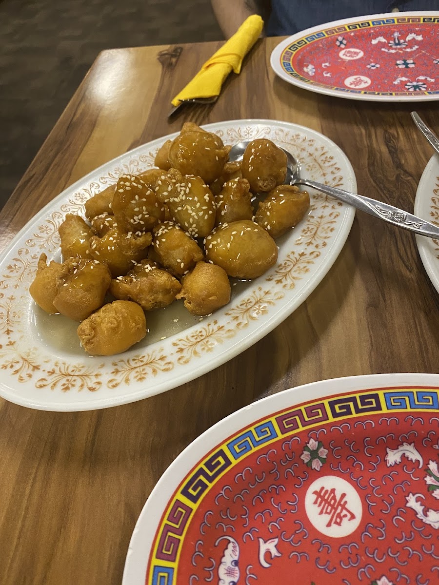 Lum's Chinese Restaurant Photo 6