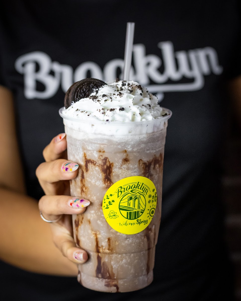 BROOKLYN CAFE Photo 2