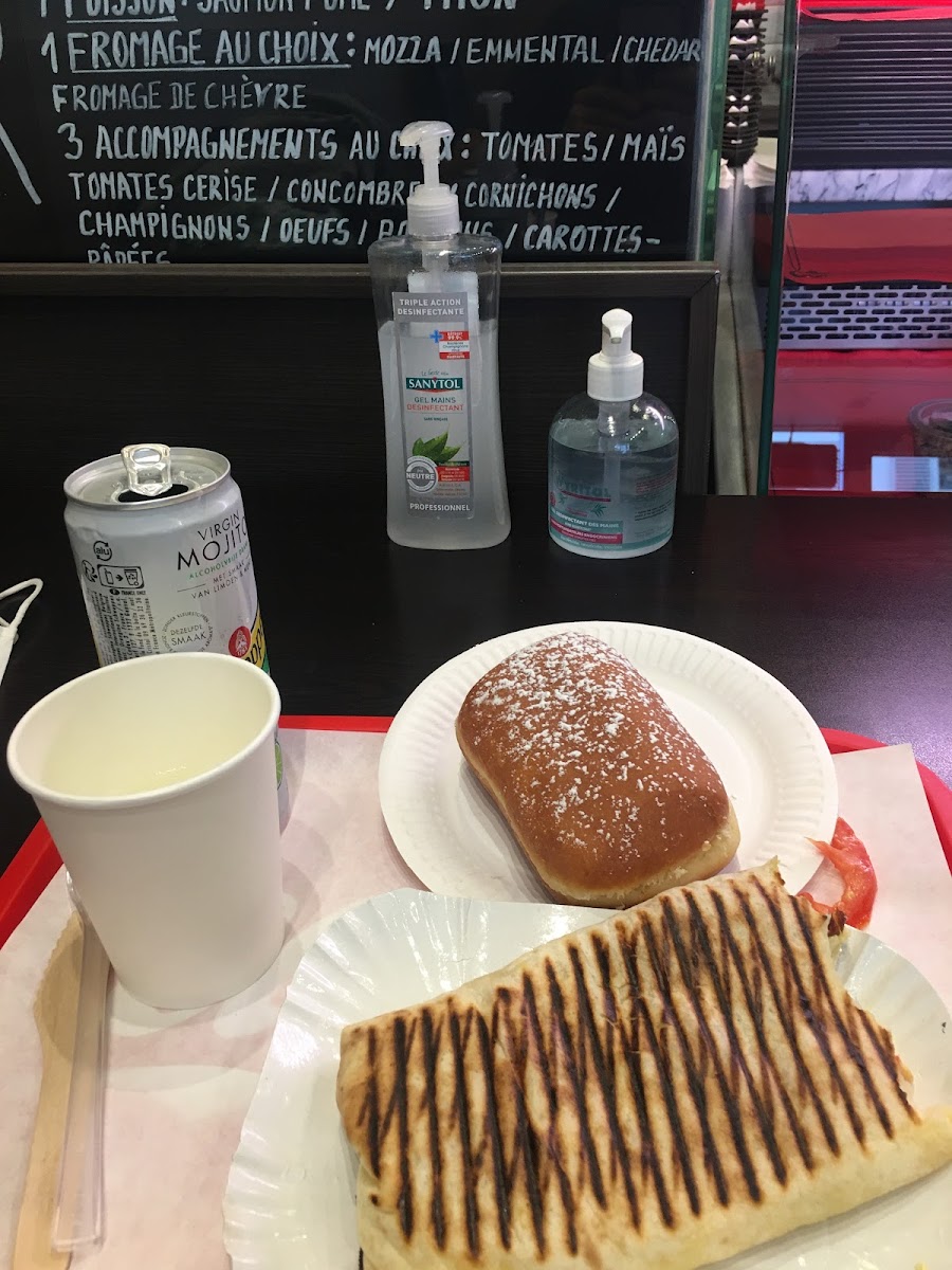 La Routine Café Photo 10