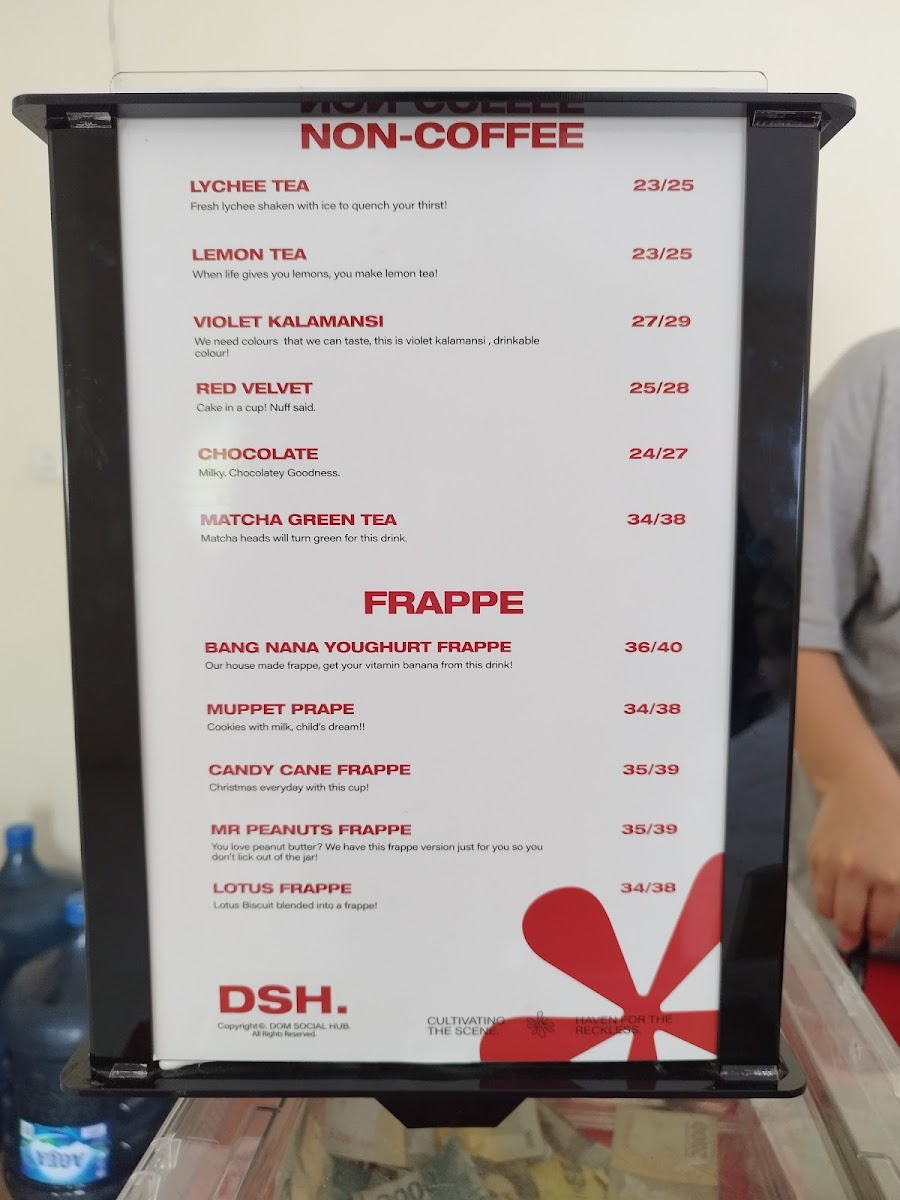 DOM Social Hub Photo Menu 6