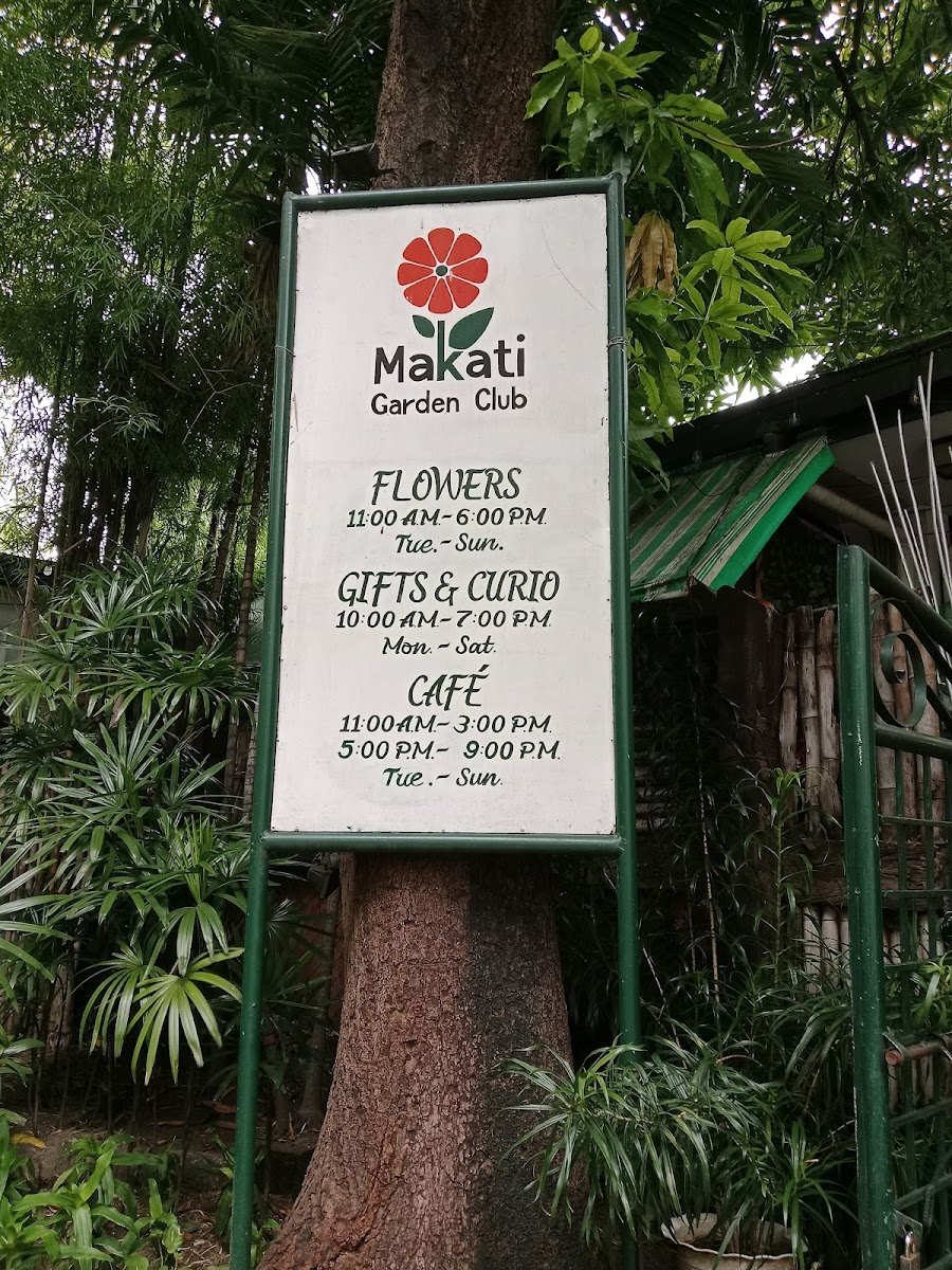 Maria Luisa's Garden Cafe Photo 4