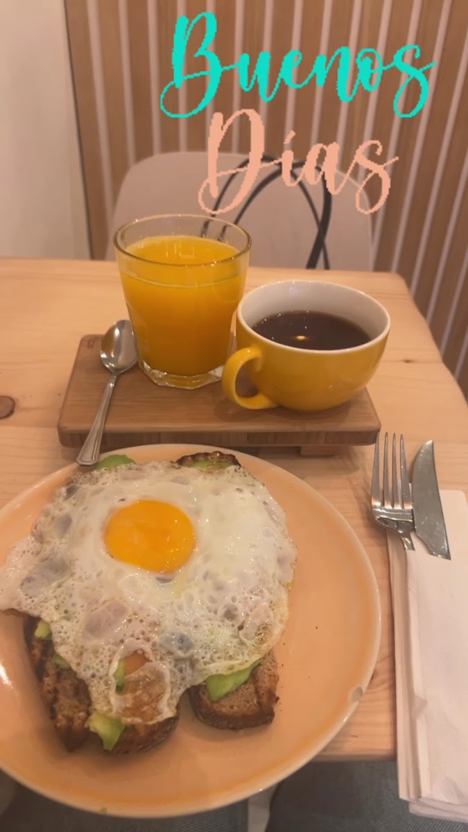 Bali Coffee & Brunch - Rambla Llibertat Photo 2