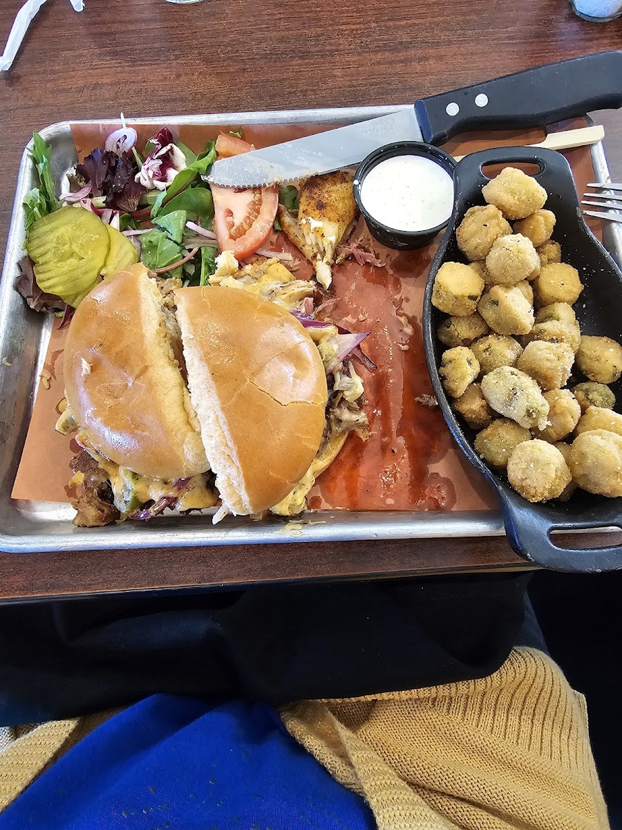 Famos Italian Smokehouse Photo 5