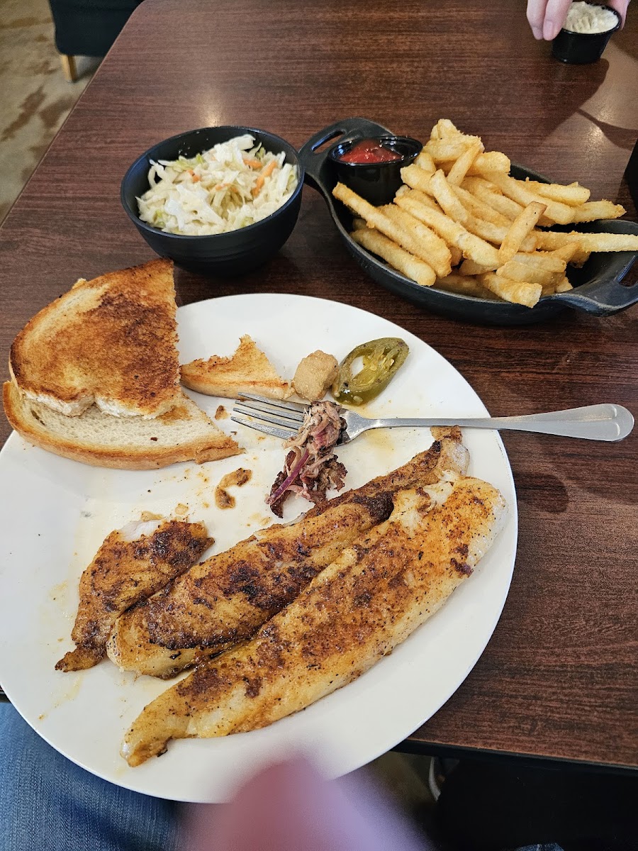 Famos Italian Smokehouse Photo 6