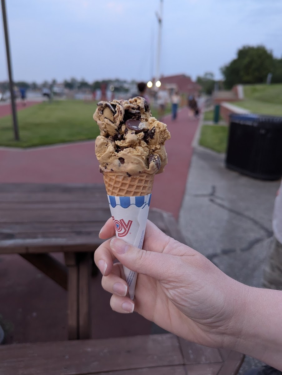 Pier Peddler Photo 4