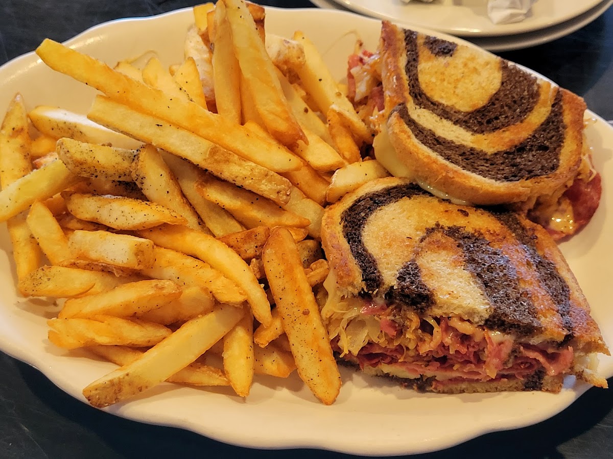 A-Brews Tap & Grill Photo 10