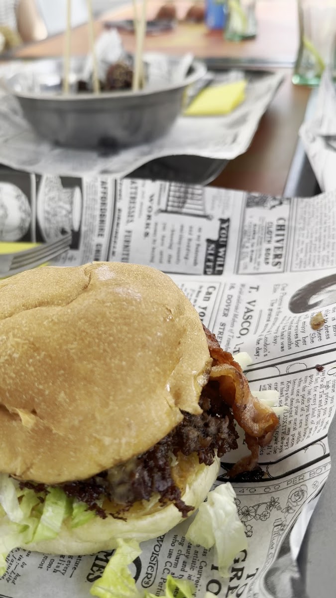 BIBI Smash Burger Photo 2
