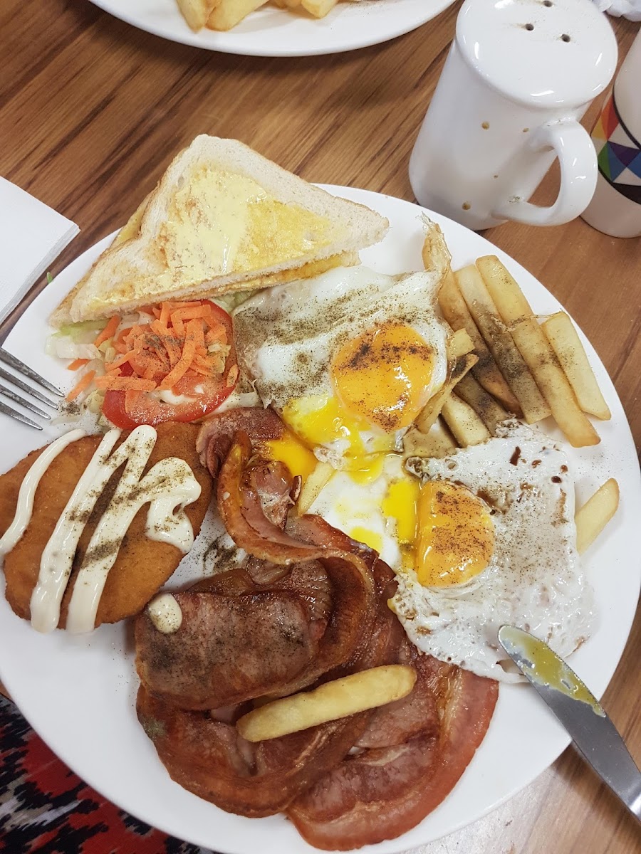 Megabite Lunch Bar Photo 5