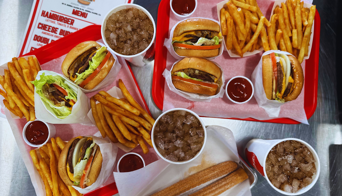 355 Burger Photo 4