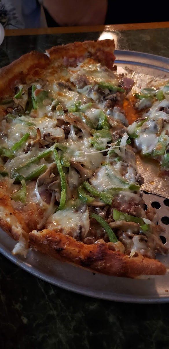 Greg's Pizza Photo 8