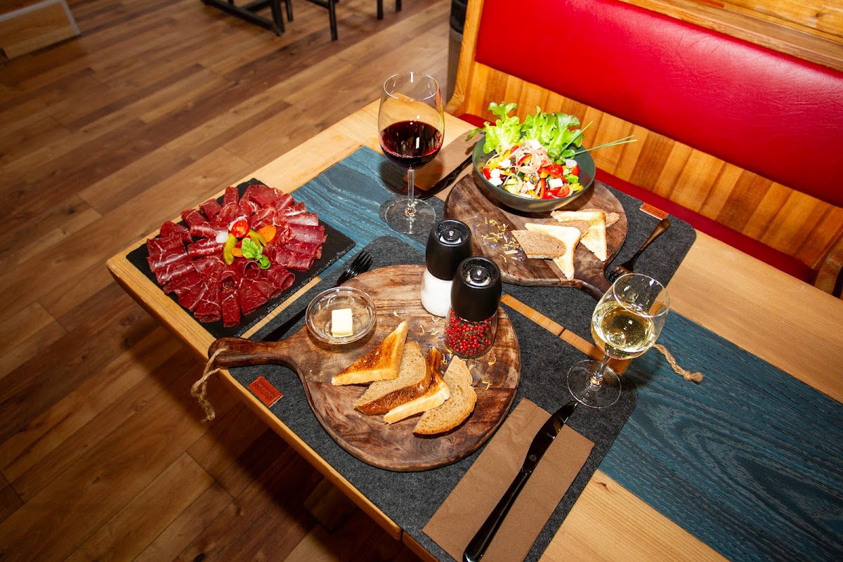 Thomas Platter Wein Stube Photo 2